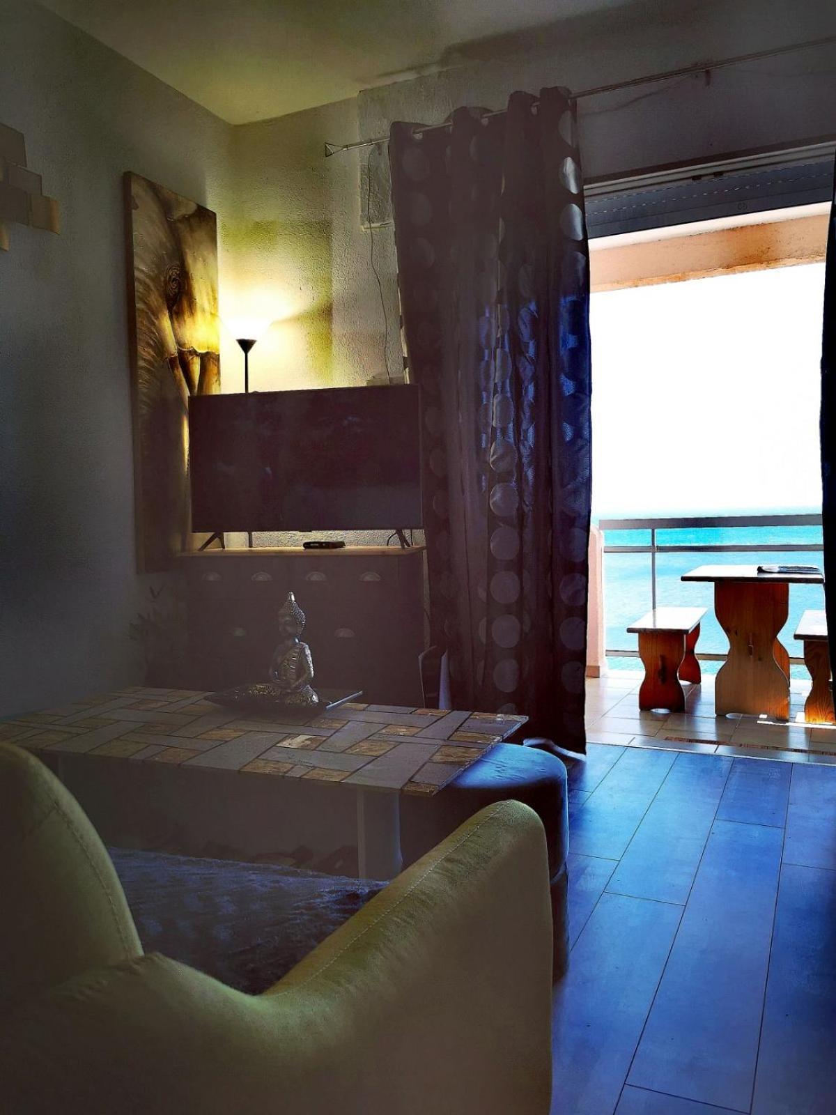 Studio Vue Sur Mer Конка Екстериор снимка