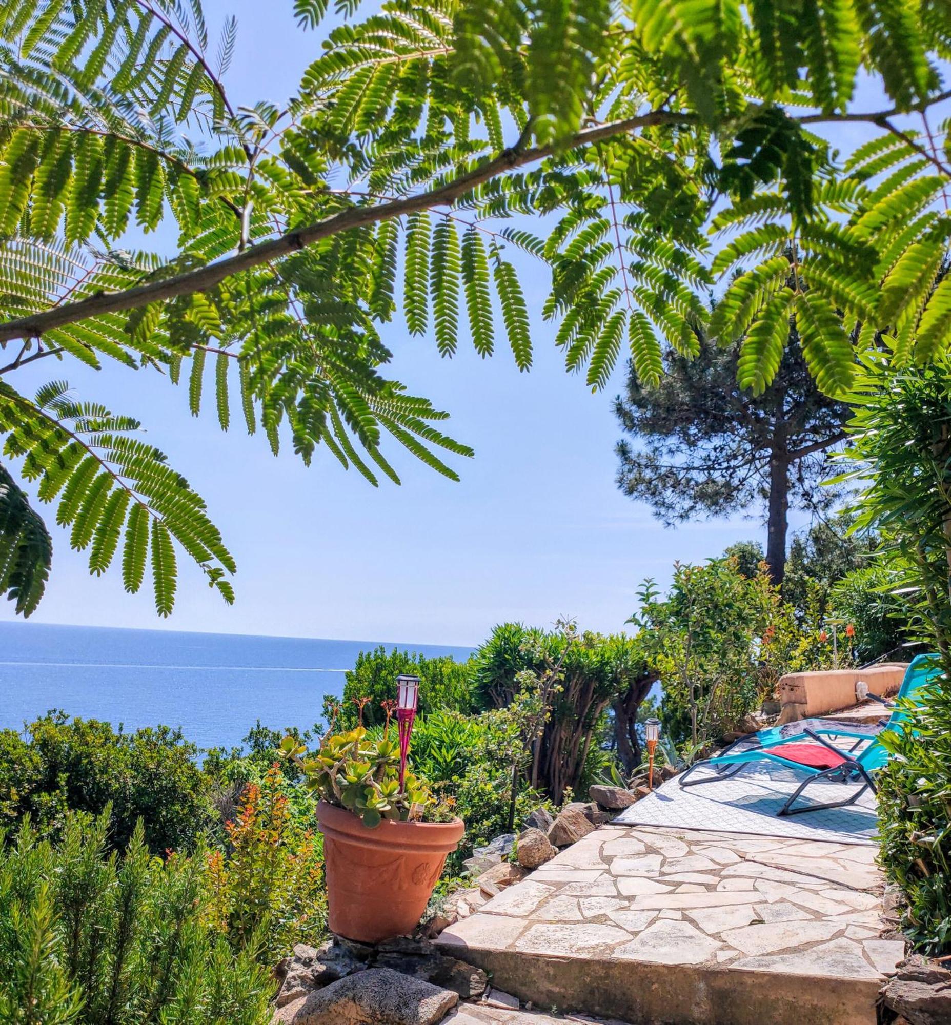 Studio Vue Sur Mer Конка Екстериор снимка